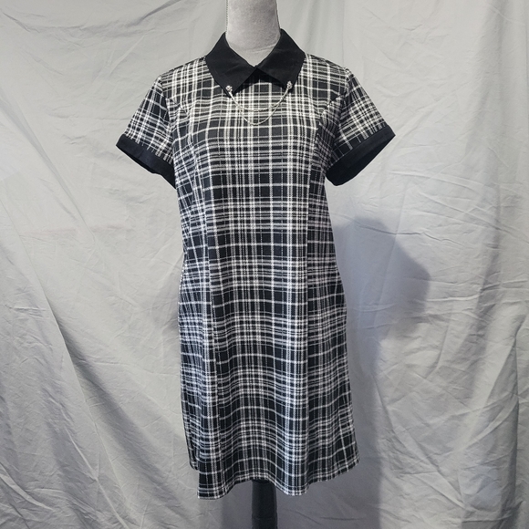 Hot Topic Black & White Plaid Shift Dress with Skull Pins Collar NWT - Picture 2 of 7
